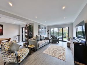 Photo 10- click for photo gallery